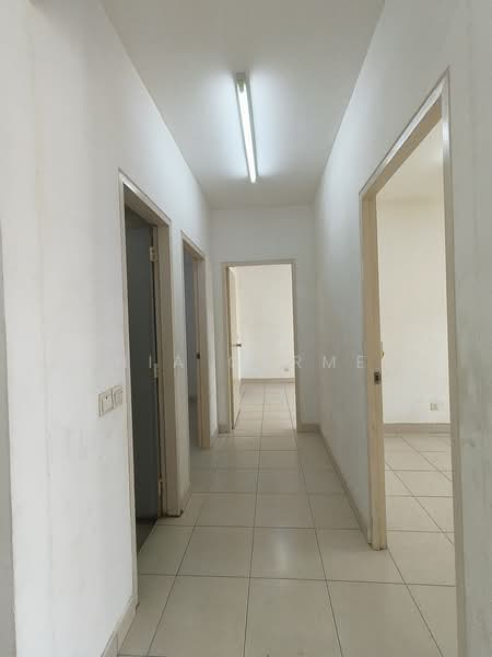 Apartment for Sale at Seri Baiduri - Chia Carmen - Corridor - PropertyGuru.com.my