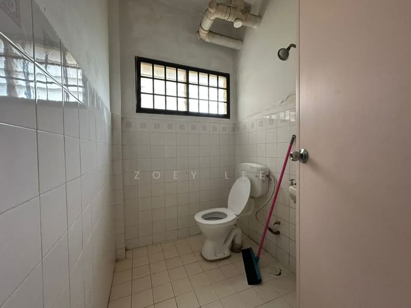 Apartment for Sale at Ria 2 Apartment - Zoey Lee - Bathroom - PropertyGuru.com.my