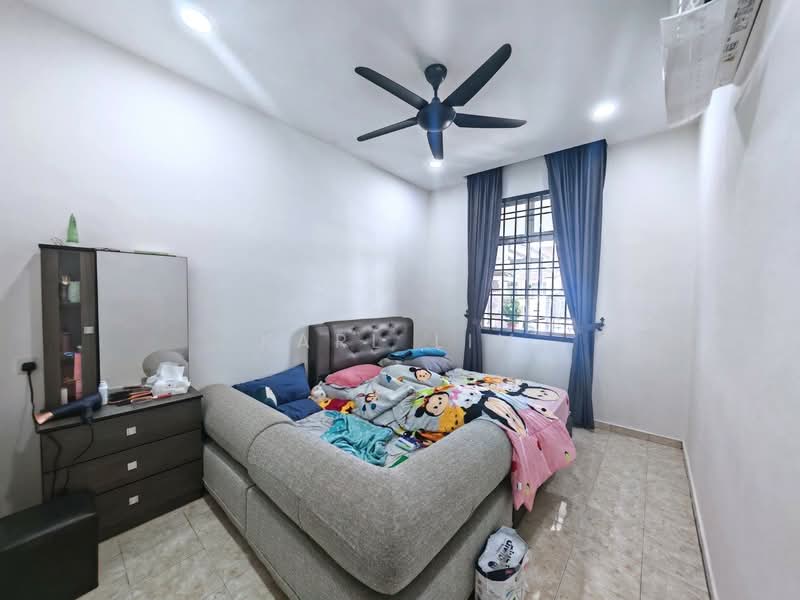 Rumah Teres 1 Tingkat untuk Dijual di Taman Setia Indah (Tebrau) - Karl Lim - Bedroom - PropertyGuru.com.my