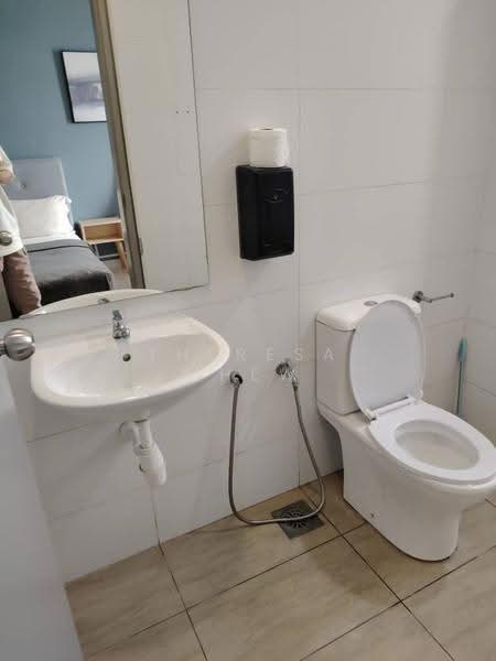 Service Residence for Rent at Core Soho Suite - Theresa Chew - Bathroom - PropertyGuru.com.my