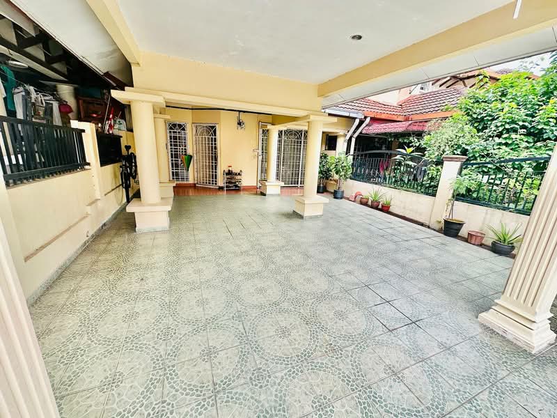 2-storey Terraced House for Sale in Alam Damai (Cheras) - Luqman Ramli - Exterior - PropertyGuru.com.my