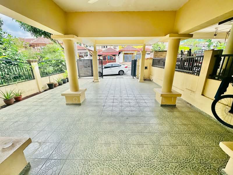2-storey Terraced House for Sale in Alam Damai (Cheras) - Luqman Ramli - Exterior - PropertyGuru.com.my