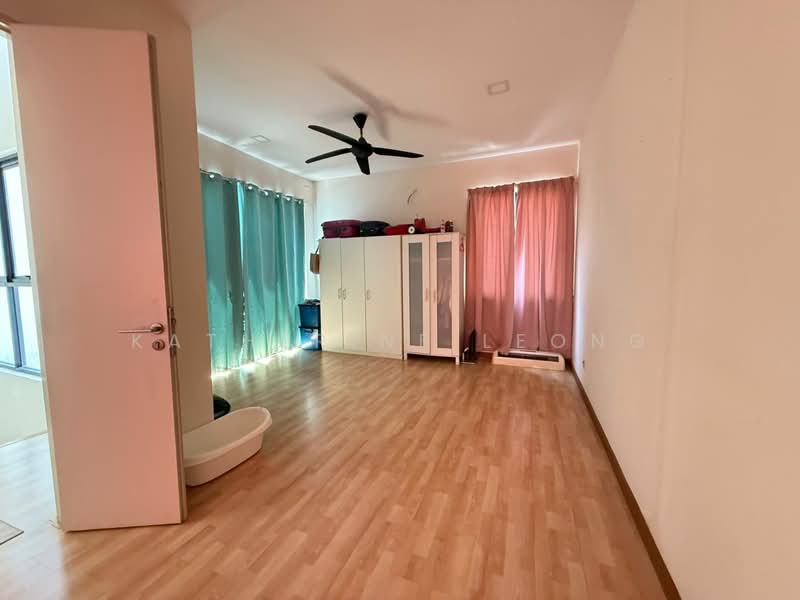 3-storey Terraced House for Sale in Rawang (Selangor) - Katherine Leong - Living Room - PropertyGuru.com.my