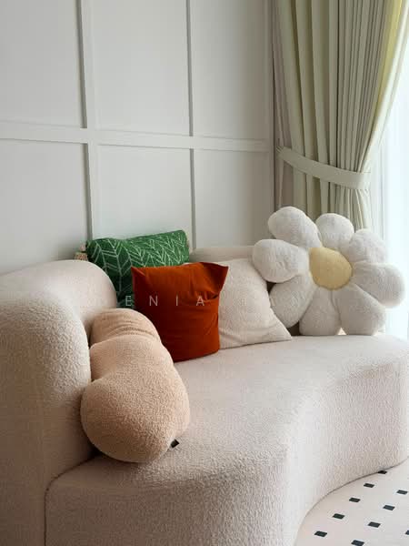 Condominium for Rent at Bay Point @ Country Garden Danga Bay - Genia Tan - Living Room - PropertyGuru.com.my