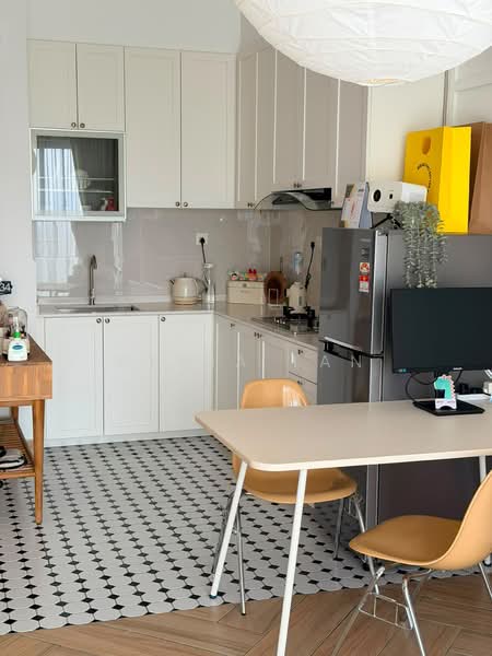 Condominium for Rent at Bay Point @ Country Garden Danga Bay - Genia Tan - Kitchen - PropertyGuru.com.my