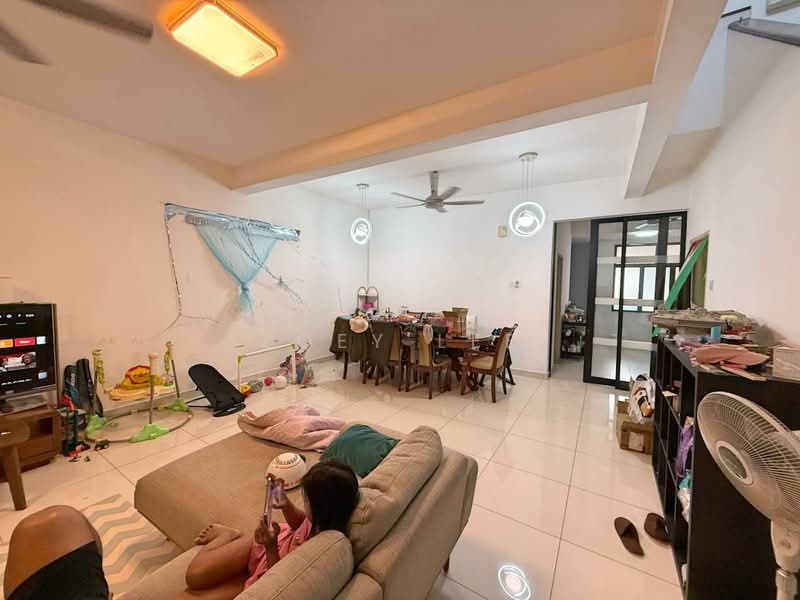 Rumah Teres 2 Tingkat untuk Dijual di Mutiara Rini (Skudai) - Zoey Lee - Living Room - PropertyGuru.com.my
