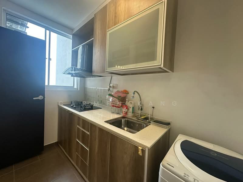 Pangsapuri untuk Dijual di Sky Breeze Service Apartment - Carmen Kang - Kitchen - PropertyGuru.com.my