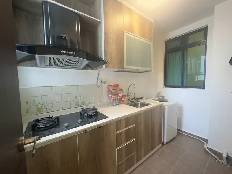 Pangsapuri untuk Dijual di Sky Breeze Service Apartment - Carmen Kang - Kitchen - PropertyGuru.com.my