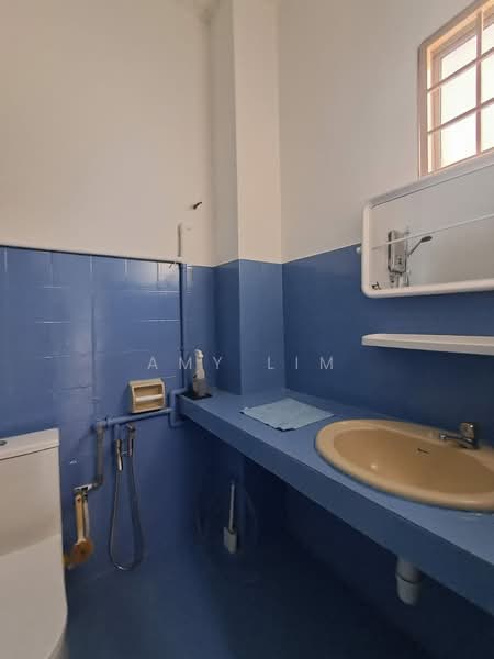 Rumah Teres 2 Tingkat untuk Disewa di Usj 1 (Subang Jaya) - Amy Lim - Bathroom - PropertyGuru.com.my