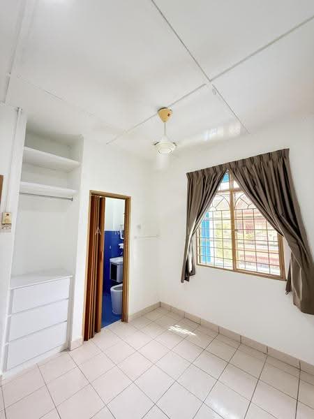 2-storey Terraced House for Rent in Usj 1 (Subang Jaya) - Amy Lim - Bathroom - PropertyGuru.com.my