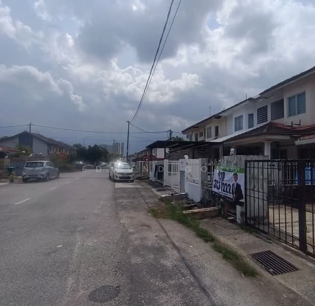Rumah Teres 2 Tingkat untuk Dijual di TAMAN PUCHONG UTAMA (Puchong) - Edmund Goh - Exterior - PropertyGuru.com.my