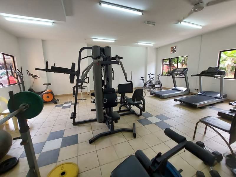 Pangsapuri untuk Dijual di Avilla Apartments - Amanda Lock - Gym - PropertyGuru.com.my