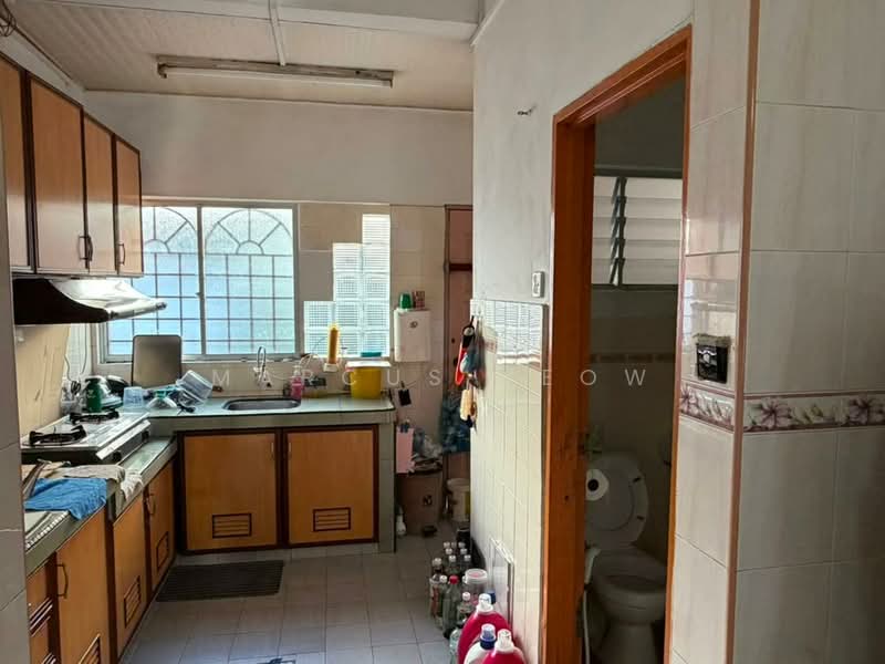 Rumah Teres 2 Tingkat untuk Dijual di Taman Layang Layang (Seremban) - Marcus Yeow - Kitchen - PropertyGuru.com.my