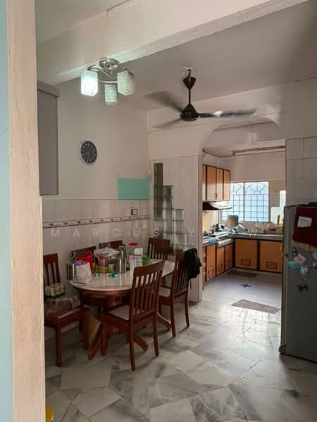 Rumah Teres 2 Tingkat untuk Dijual di Taman Layang Layang (Seremban) - Marcus Yeow - Kitchen - PropertyGuru.com.my