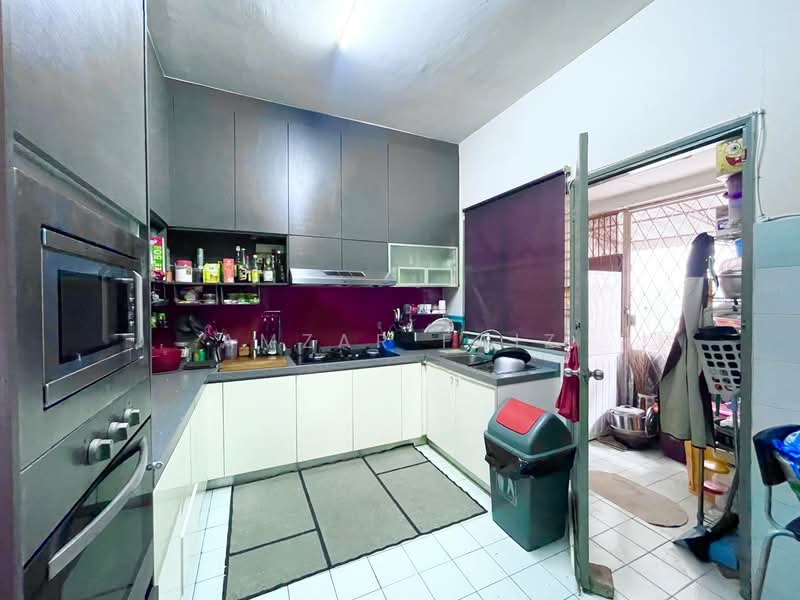Rumah Teres 2 Tingkat untuk Dijual di Usj 12 (Subang Jaya) - Amzar Faiz - PropertyGuru.com.my