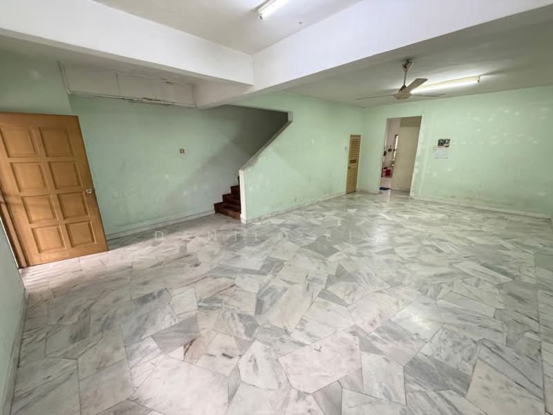 2-storey Terraced House for Sale in Bandar Damai Perdana (Cheras) - Danilo Lim - Living Room - PropertyGuru.com.my