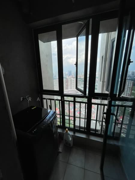 Servis Apartment untuk Disewa di Aradia Residence @ Lake City KL North - Frankie Sing - Balcony - PropertyGuru.com.my