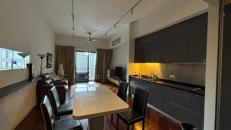 Servis Apartment untuk Dijual di The Mews - Cyrus Chee - Living Room - PropertyGuru.com.my