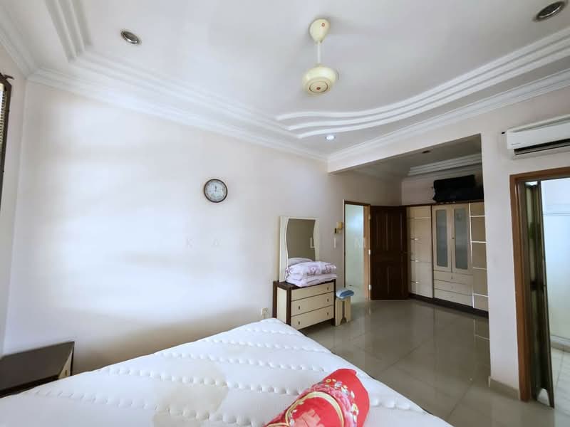 2-storey Terraced House for Sale in Taman Desa Tebrau (Tebrau) - Karl Lim - Bedroom - PropertyGuru.com.my