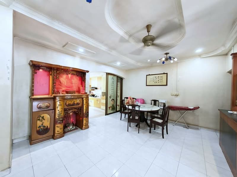 2-storey Terraced House for Sale in Taman Desa Tebrau (Tebrau) - Karl Lim - Living Room - PropertyGuru.com.my