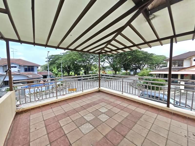 2-storey Terraced House for Sale in Taman Desa Tebrau (Tebrau) - Karl Lim - Balcony - PropertyGuru.com.my