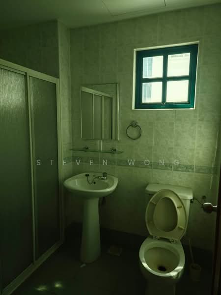 Kondominium untuk Dijual di Villa Inai - Steven Wong - Bathroom - PropertyGuru.com.my