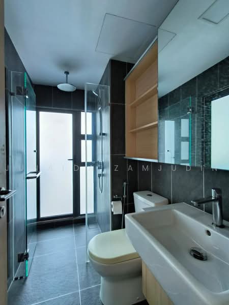 Servis Apartment untuk Dijual di The Colony @ KLCC - Junaida Zamjudin - Bathroom - PropertyGuru.com.my