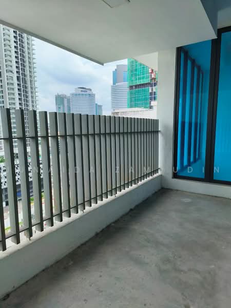 Servis Apartment untuk Dijual di The Colony @ KLCC - Junaida Zamjudin - Balcony - PropertyGuru.com.my