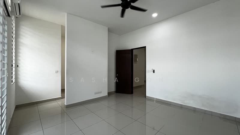 3-storey Terraced House for Sale in Taman Bukit Serdang (Seri Kembangan) - Sasha Goh - Interior - PropertyGuru.com.my