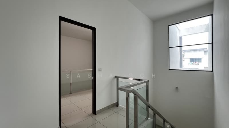 3-storey Terraced House for Sale in Taman Bukit Serdang (Seri Kembangan) - Sasha Goh - Interior - PropertyGuru.com.my