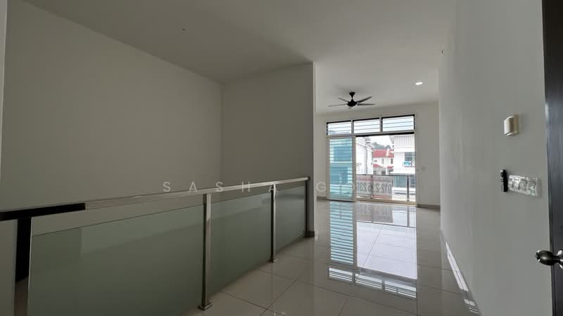 3-storey Terraced House for Sale in Taman Bukit Serdang (Seri Kembangan) - Sasha Goh - Interior - PropertyGuru.com.my