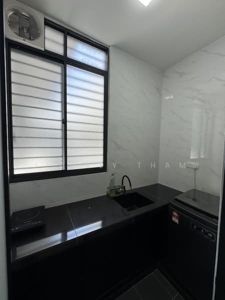 Condominium for Rent at The Henge - Jeffrey Tham - PropertyGuru.com.my