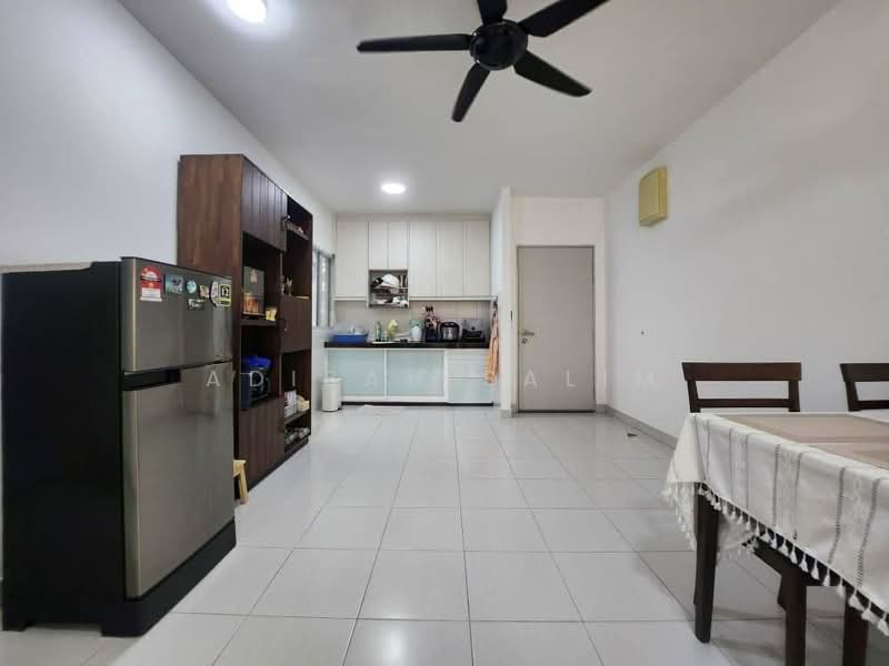Apartment for Sale at De Kiara - Adibah Salim - Kitchen - PropertyGuru.com.my