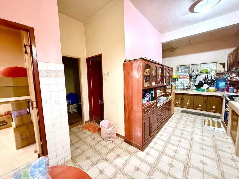 Rumah Teres 2 Tingkat untuk Dijual di Taman Mega Jaya (Ampang) - Mohd Nor Fahmi - Kitchen - PropertyGuru.com.my