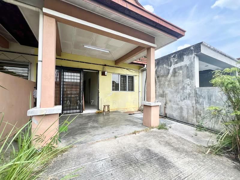 1-storey Terraced House for Sale in Taman Puncak Jalil (Seri Kembangan) - Amzar Faiz - PropertyGuru.com.my