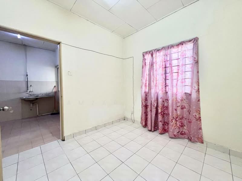 1-storey Terraced House for Sale in Taman Puncak Jalil (Seri Kembangan) - Amzar Faiz - PropertyGuru.com.my