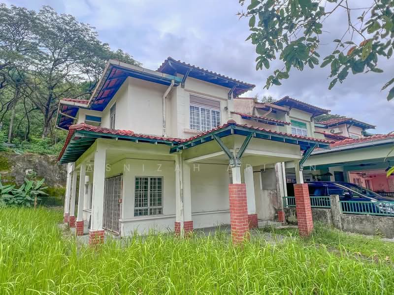 2-storey Terraced House for Sale in Alam Damai (Cheras) - Masnizah Arifin - Exterior - PropertyGuru.com.my