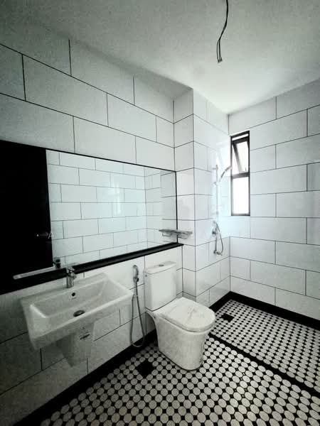Semi-Detached House for Sale in Elmina (Shah Alam) - Adibah Salim - Bathroom - PropertyGuru.com.my
