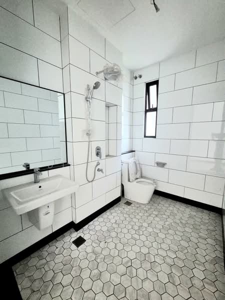 Semi-Detached House for Sale in Elmina (Shah Alam) - Adibah Salim - Bathroom - PropertyGuru.com.my