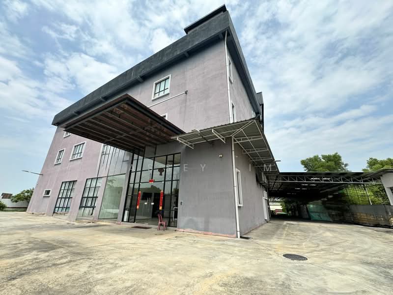 Kilang Berkembar untuk Dijual di Shah Alam (Selangor) - Cassey Lim - Exterior - PropertyGuru.com.my