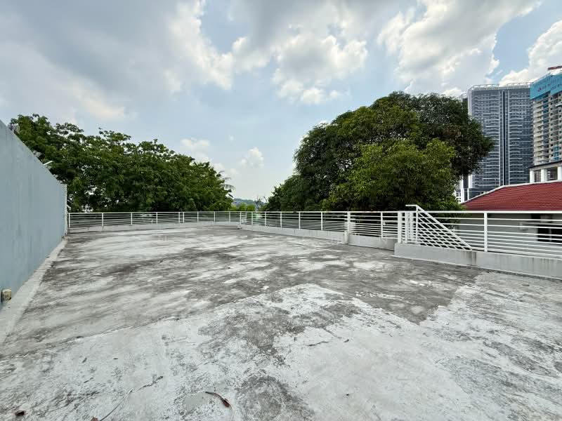 Rumah Berkembar untuk Dijual di Taman Lucky (Bangsar) - Nigel Chin - PropertyGuru.com.my