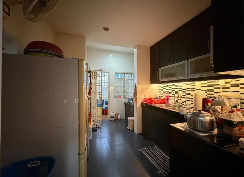 Rumah Teres 2 Tingkat untuk Dijual di Seri Kembangan (Selangor) - Edmund Goh - Kitchen - PropertyGuru.com.my
