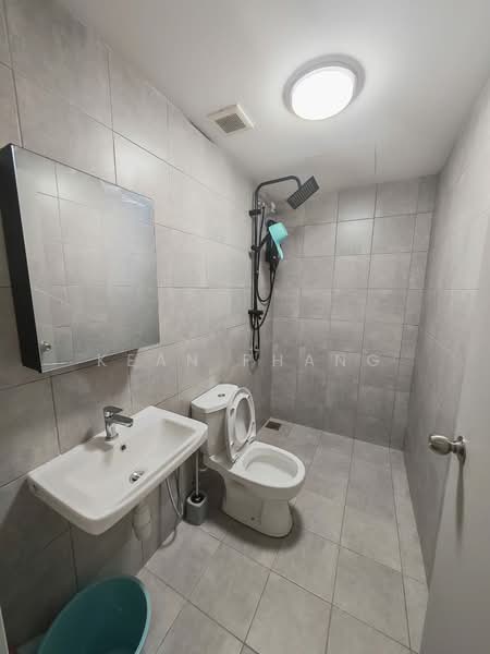 Servis Apartment untuk Disewa di One Equine - Kean Phang - Bathroom - PropertyGuru.com.my