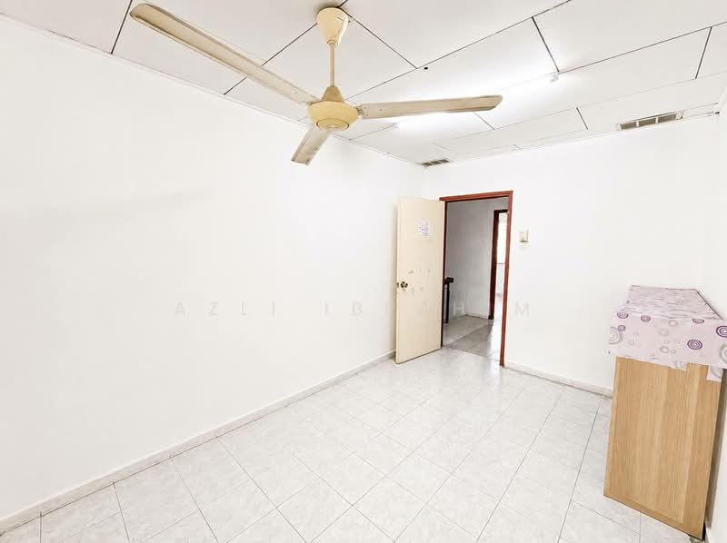 Rumah Teres 2 Tingkat untuk Dijual di Seksyen 19 (Shah Alam) - Azli Ibrahim - Interior - PropertyGuru.com.my