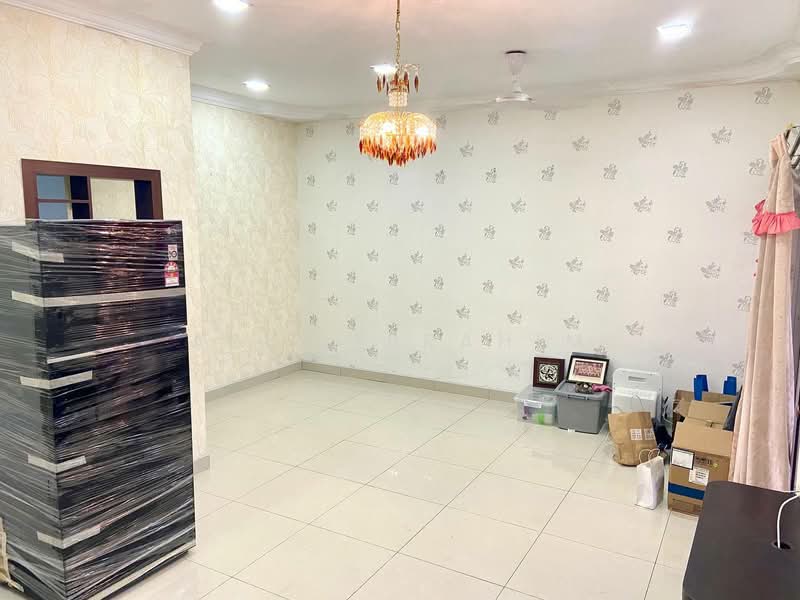 Rumah Teres 1 Tingkat untuk Dijual di Taman Bunga Raya (Setapak) - Azli Ibrahim - Living Room - PropertyGuru.com.my