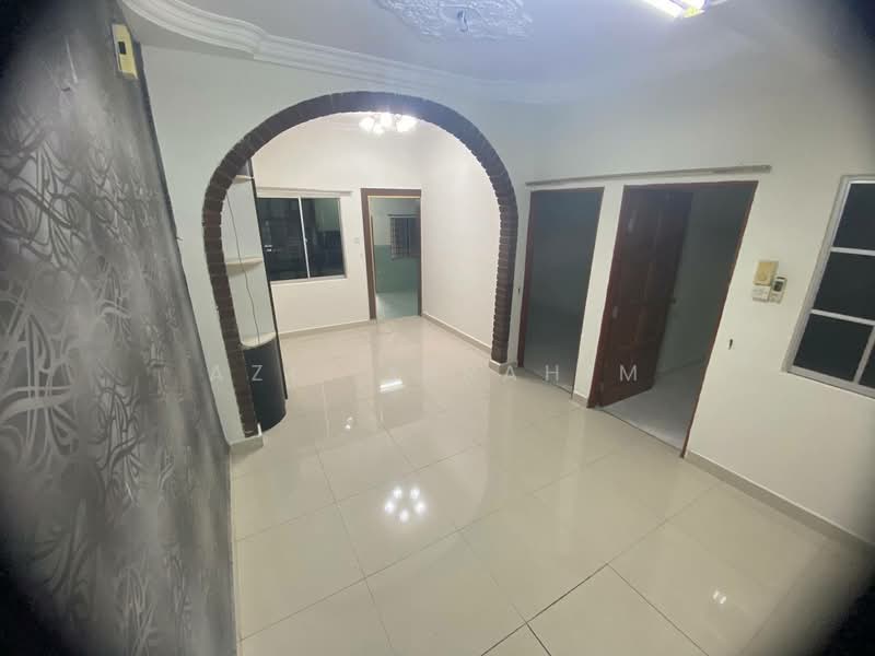 Rumah Teres 1 Tingkat untuk Dijual di Taman Bunga Raya (Setapak) - Azli Ibrahim - Living Room - PropertyGuru.com.my