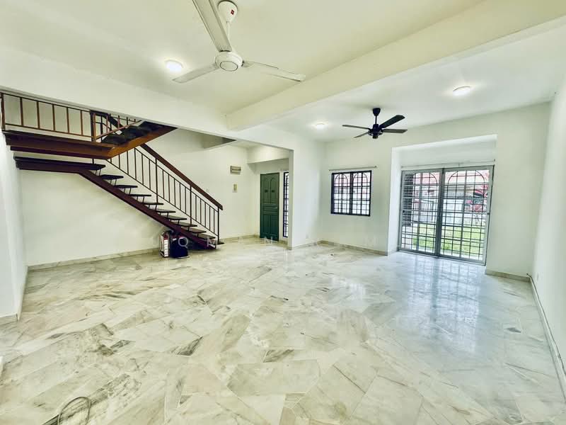 2-storey Terraced House for Sale in Alam Damai (Cheras) - Luqman Ramli - Living Room - PropertyGuru.com.my
