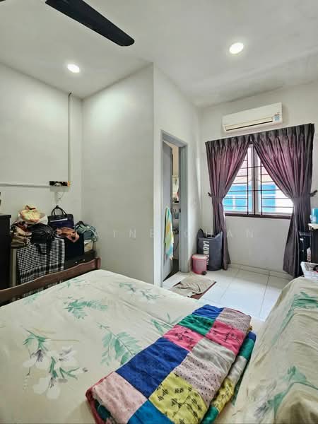 Rumah Teres 2 Tingkat untuk Dijual di Taman Setia Indah (Tebrau) - Elaine Chan - Bedroom - PropertyGuru.com.my