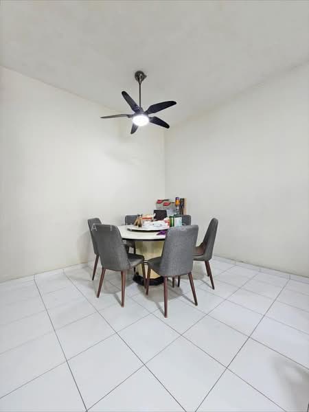 Rumah Teres 2 Tingkat untuk Dijual di Taman Setia Indah (Tebrau) - Elaine Chan - Dining Room - PropertyGuru.com.my
