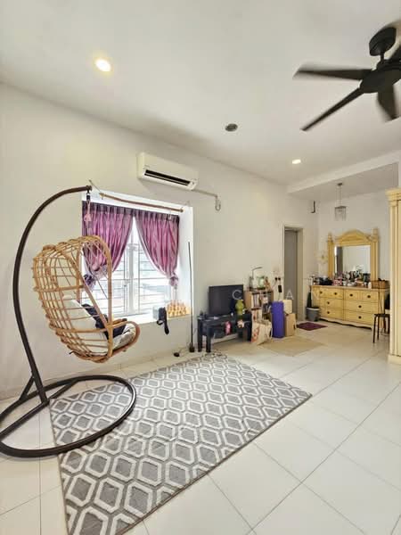 Rumah Teres 2 Tingkat untuk Dijual di Taman Setia Indah (Tebrau) - Elaine Chan - Living Room - PropertyGuru.com.my